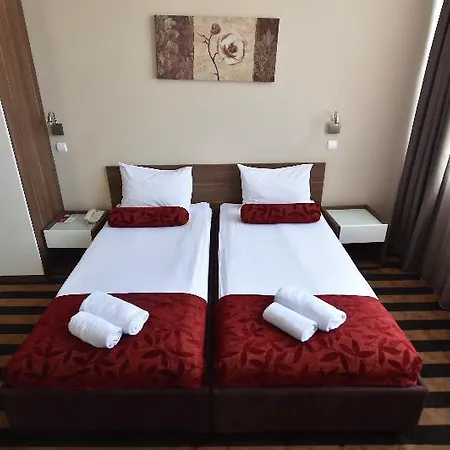 Balkan Garni Hotel